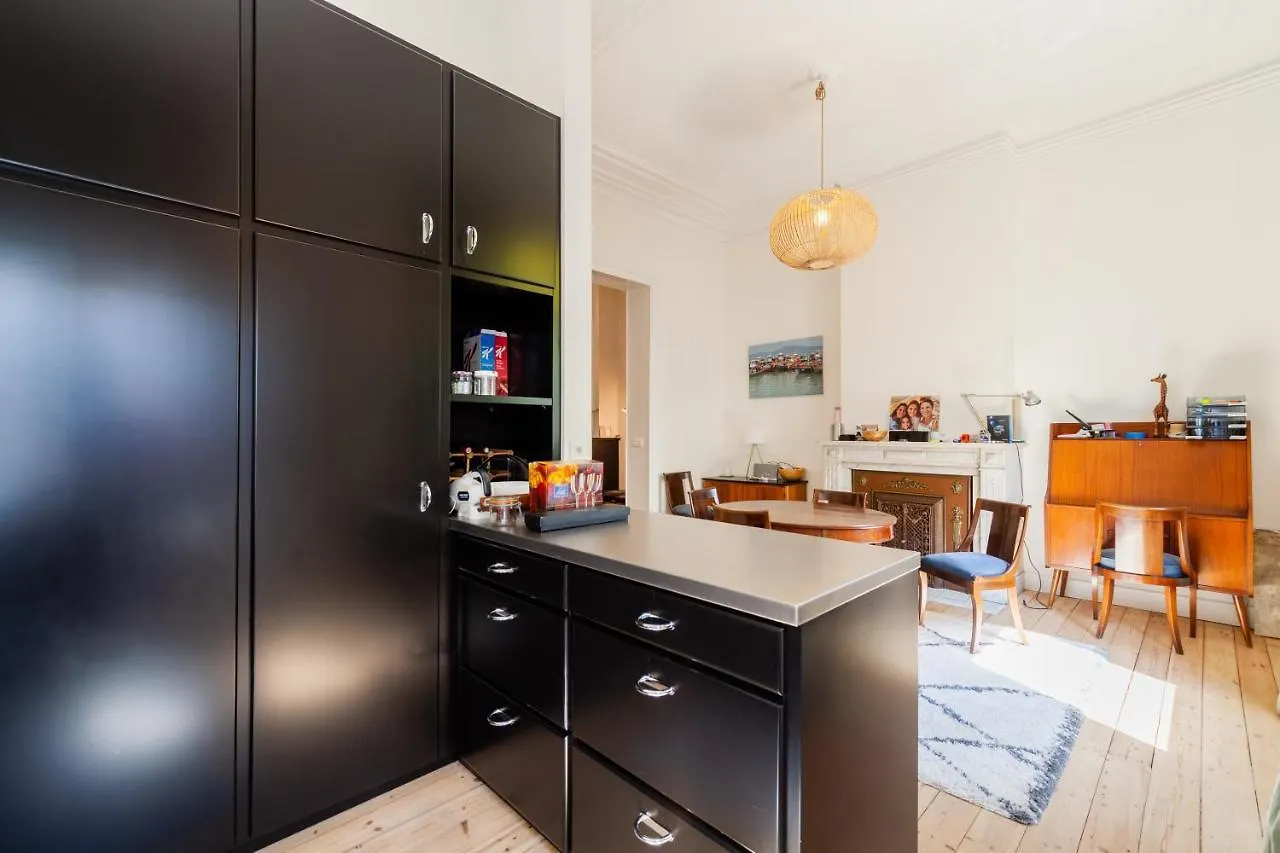 Apartment In Trendy St Gilles Брюссель Бельгия